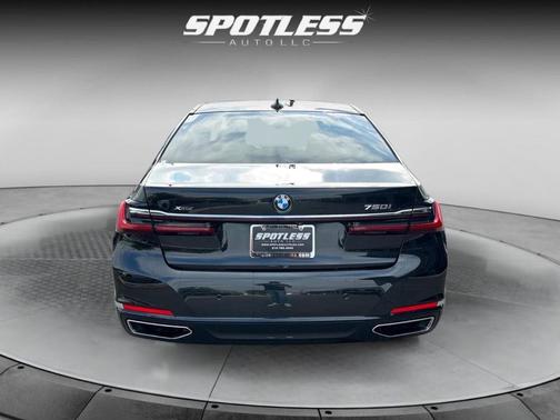 2020 BMW 750 i xDrive