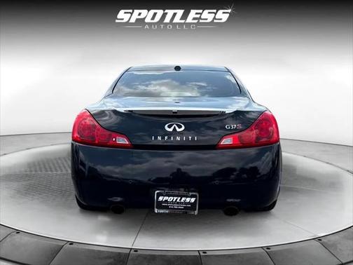 2012 INFINITI G37 Sport