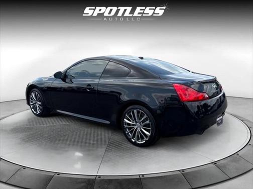 2012 INFINITI G37 Sport