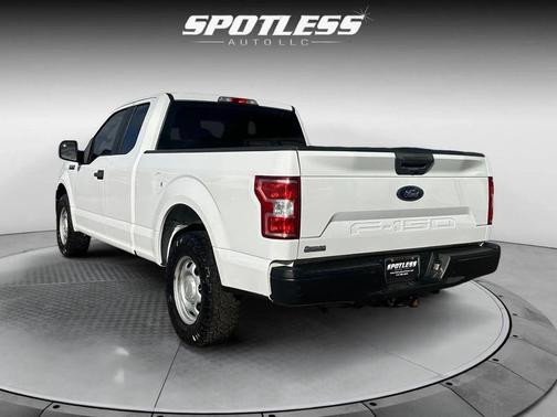 Oxford White 2018 Ford F-150 XL