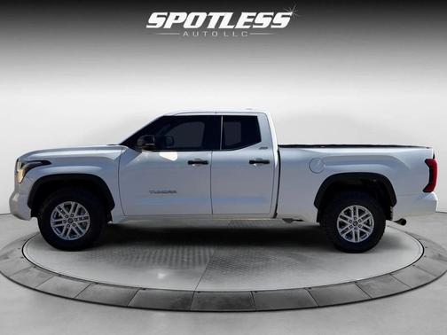 2022 Toyota Tundra SR5