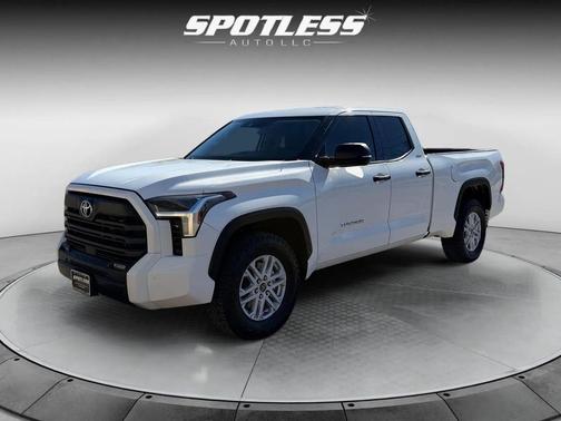 2022 Toyota Tundra SR5