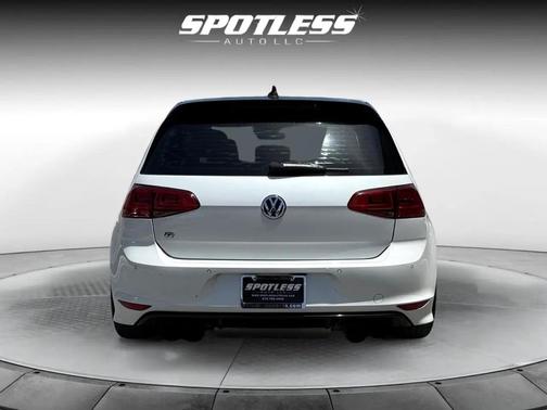 2017 Volkswagen Golf R 2.0T DSG