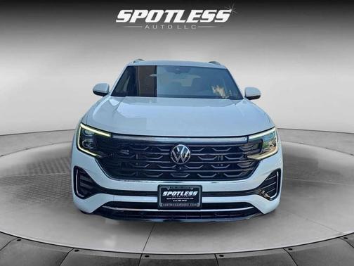 2024 Volkswagen Atlas Cross Sport 2.0T SEL Premium