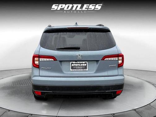 2022 Honda Pilot 2WD Special Edition