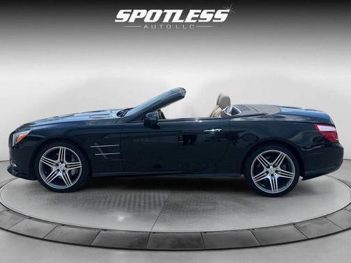 Black 2014 Mercedes-Benz SL-Class SL 550