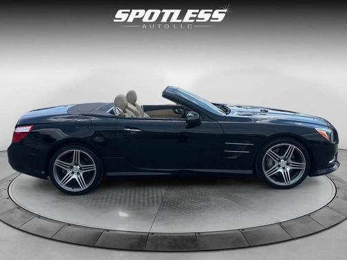 Black 2014 Mercedes-Benz SL-Class SL 550