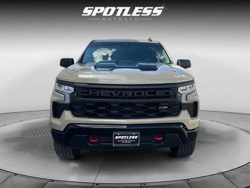 Sand Dune Metallic 2022 Chevrolet Silverado 1500 Custom Trail Boss