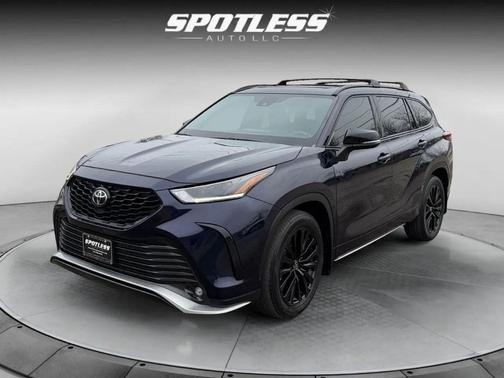 2023 Toyota Highlander XSE