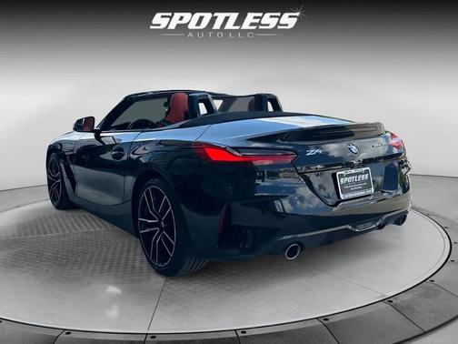 Black Sapphire Metallic 2021 BMW Z4 sDrive30i