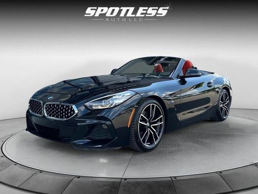 Black Sapphire Metallic 2021 BMW Z4 sDrive30i