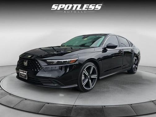 Crystal Black Pearl 2023 Honda Accord Hybrid Sport