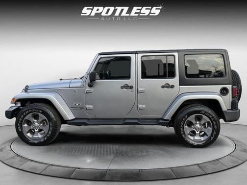 2018 Jeep Wrangler JK Unlimited Sahara