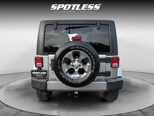 2018 Jeep Wrangler JK Unlimited Sahara