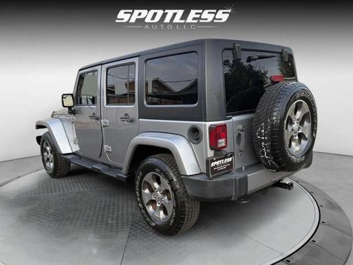 2018 Jeep Wrangler JK Unlimited Sahara