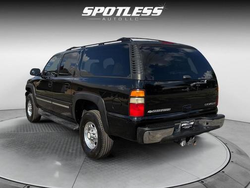 2005 Chevrolet Suburban 2500 LT