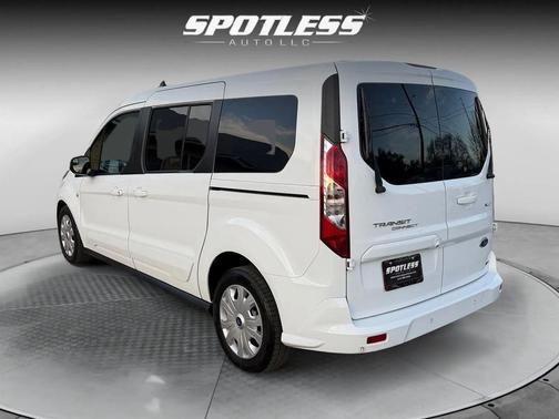 2022 Ford Transit Connect XLT
