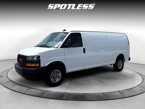 2023 GMC Savana 2500 Work Van