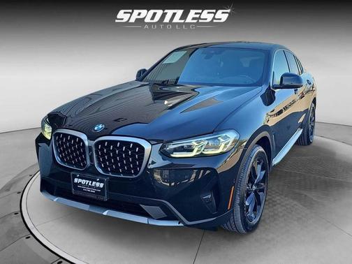 2022 BMW X4 xDrive30i