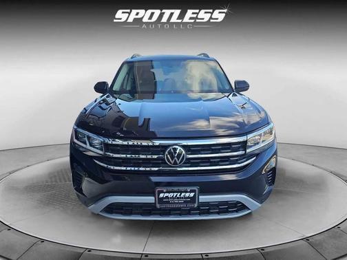 2022 Volkswagen Atlas 3.6L SE w/Technology
