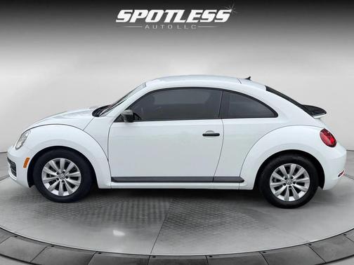 2018 Volkswagen Beetle 2.0T S