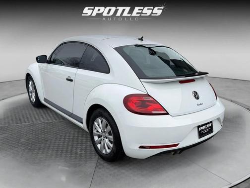 2018 Volkswagen Beetle 2.0T S
