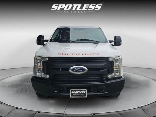 Oxford White 2019 Ford F-250 XL