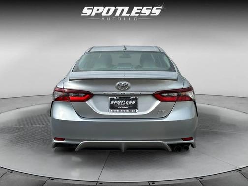 Celestial Silver Metallic 2021 Toyota Camry SE
