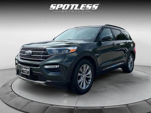 Green Metallic 2023 Ford Explorer XLT
