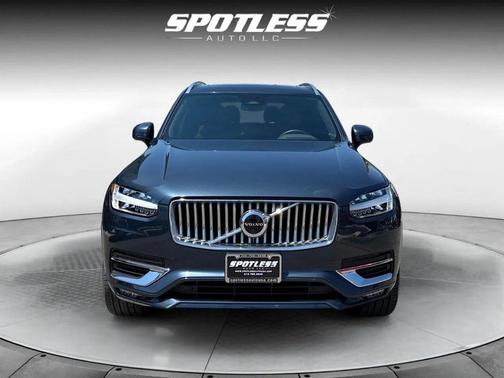 2023 Volvo XC90 B6 Plus 7-Seater