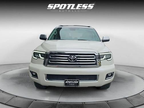 Blizzard Pearl 2019 Toyota Sequoia Platinum