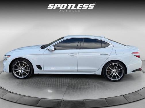 2022 Genesis G70 3.3T AWD