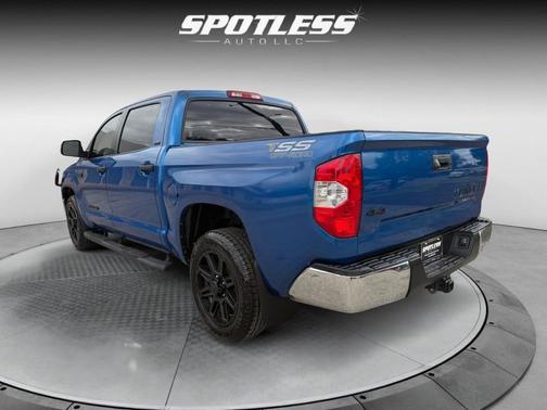 2018 Toyota Tundra SR5