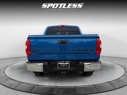 2018 Toyota Tundra SR5