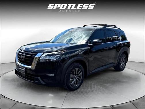 2022 Nissan Pathfinder SV 2WD