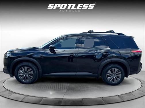 2022 Nissan Pathfinder SV 2WD
