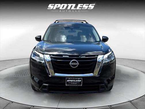 2022 Nissan Pathfinder SV 2WD