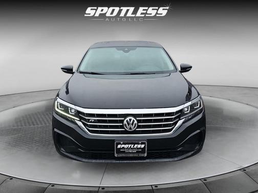 2020 Volkswagen Passat 2.0T R-Line
