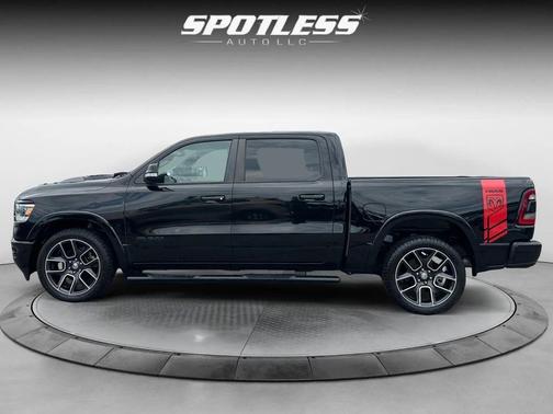 Diamond Black Crystal Pearl Coat 2019 RAM 1500 Laramie