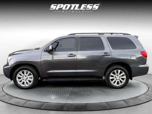 2015 Toyota Sequoia SR5