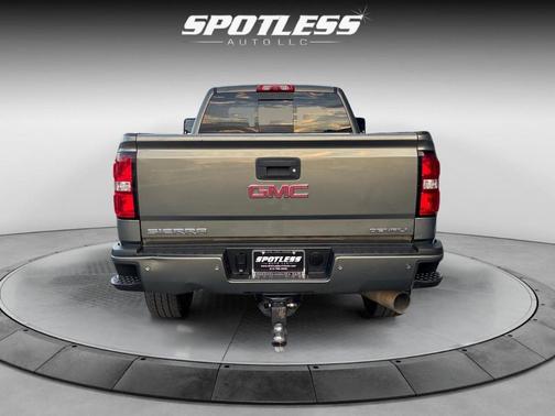 2018 GMC Sierra 3500 Denali