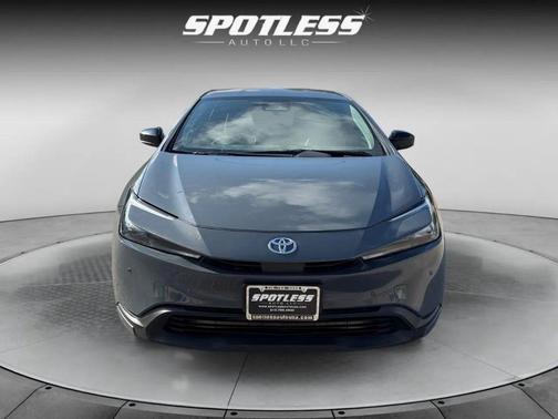 2023 Toyota Prius LE