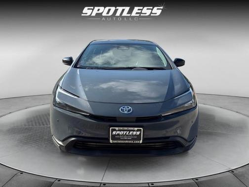 2023 Toyota Prius LE