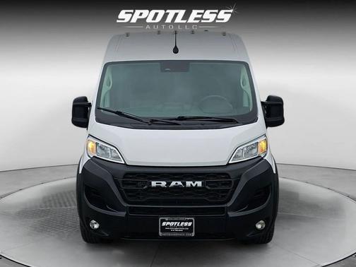 Bright White Clearcoat 2025 RAM ProMaster 2500 Tradesman
