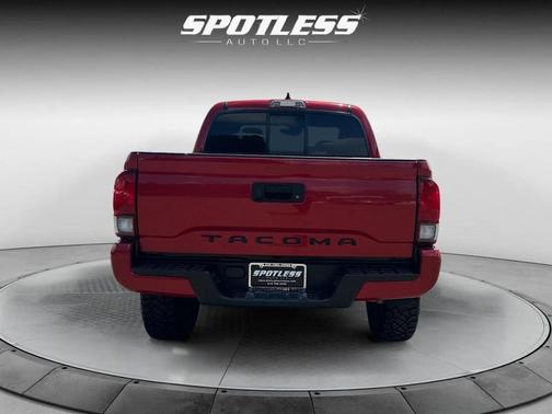 Barcelona Red Metallic 2022 Toyota Tacoma SR
