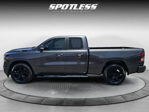 Granite Crystal Metallic Clearcoat 2020 RAM 1500 Big Horn/Lone Star