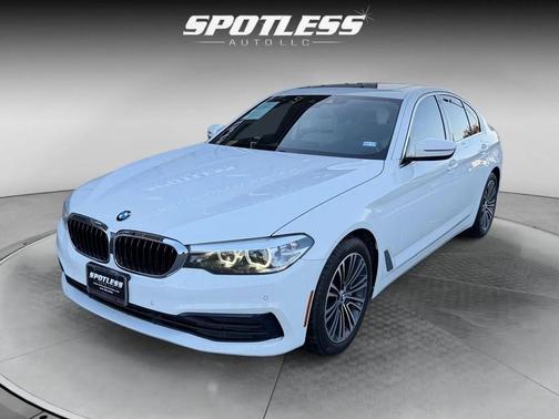 2019 BMW 530 530i
