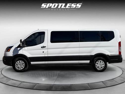 2022 Ford Transit-350 XL