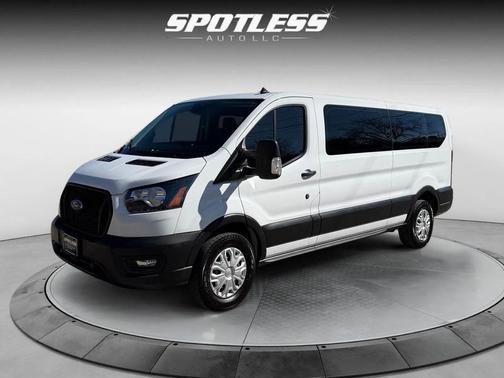 2022 Ford Transit-350 XL