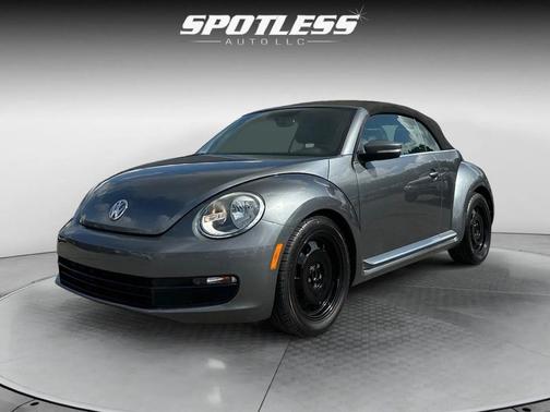 Platinum Gray Metallic 2015 Volkswagen Beetle 1.8T